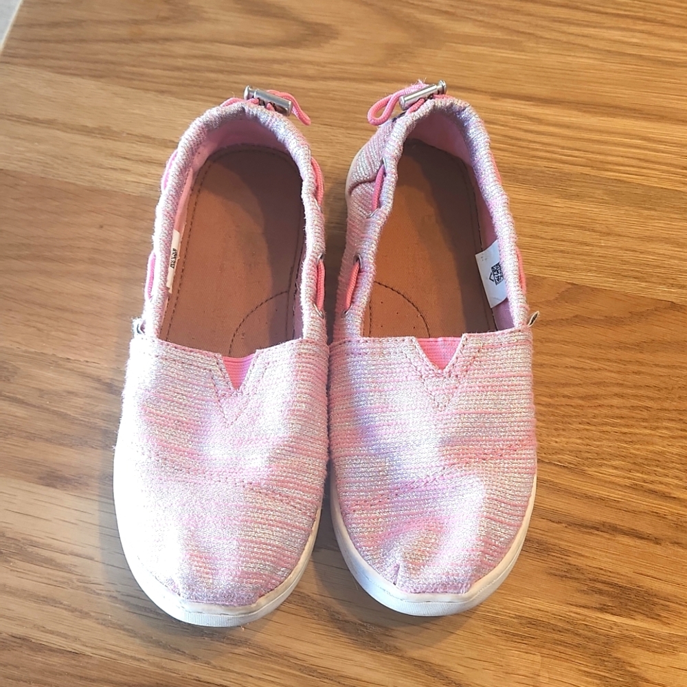TOMS pink glitter loafer